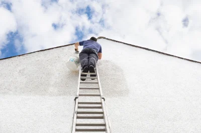 Peinture extérieure à Saint-Georges-en-Couzan — façades et ravalement
